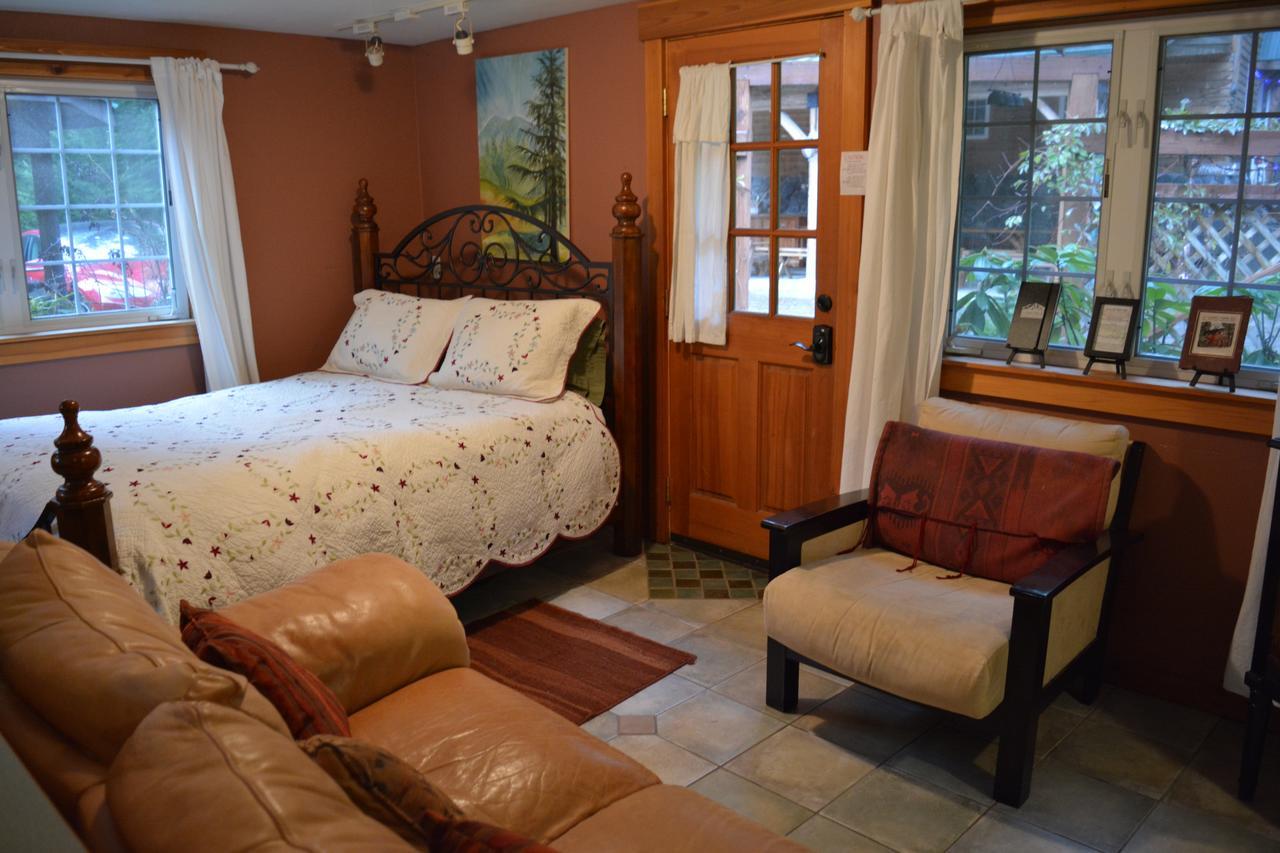 Copper Creek Inn Ashford Buitenkant foto